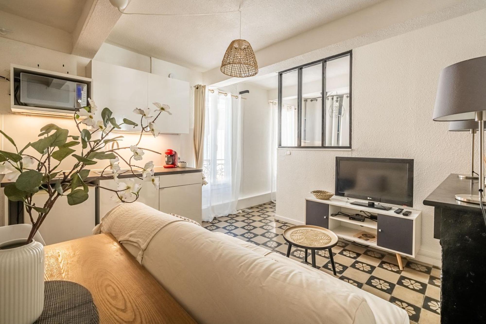Charmant Studio Rue Droite Нарбонна Экстерьер фото